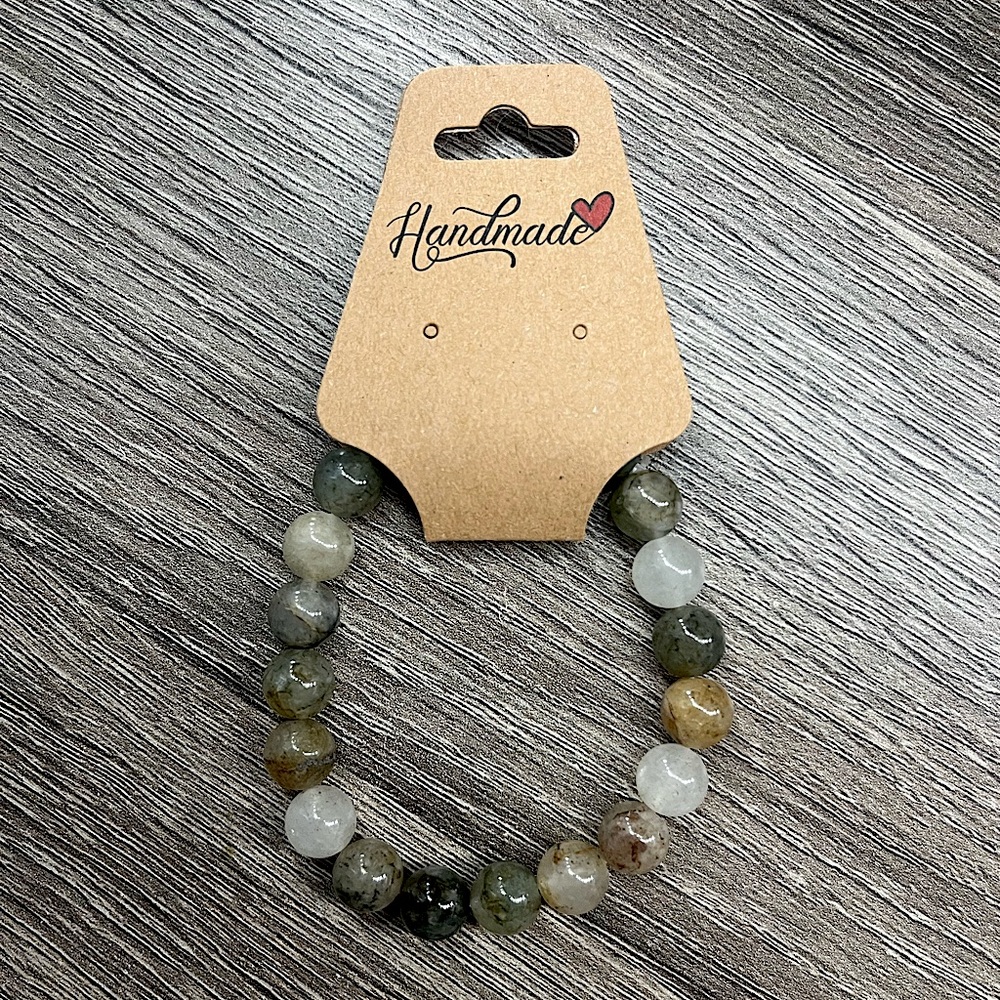 Women’s glass beaded bracelet